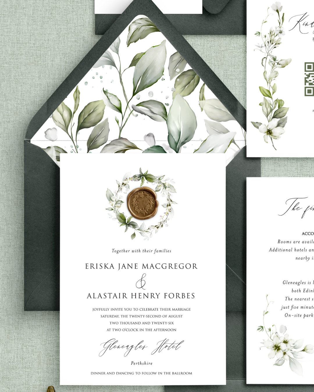 Eriska, green leaves wreath